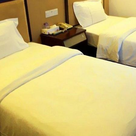 Xiangmei Chain Hotel Shenzhen Qianhai Branch Exteriér fotografie